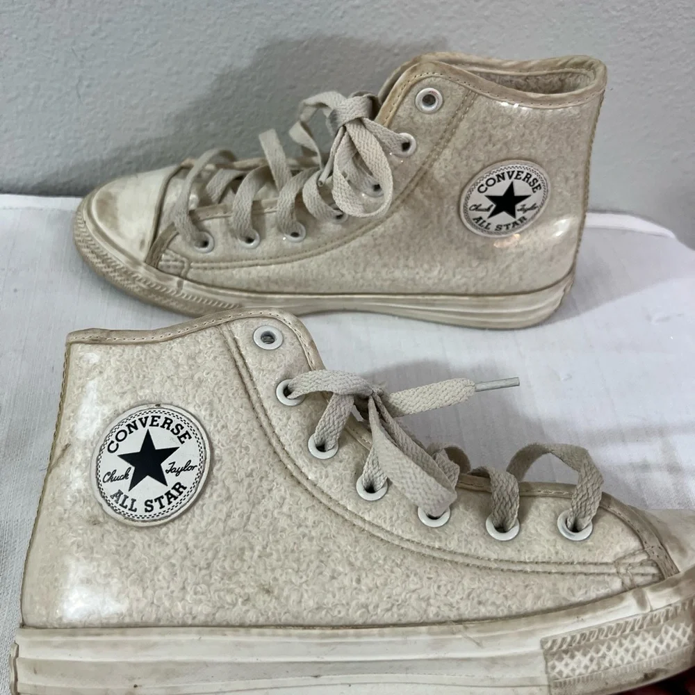 Converse girls white egret size 3